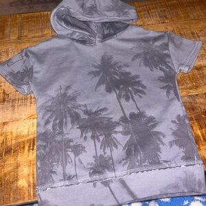 NWOT boys shorts sleeve hoodie